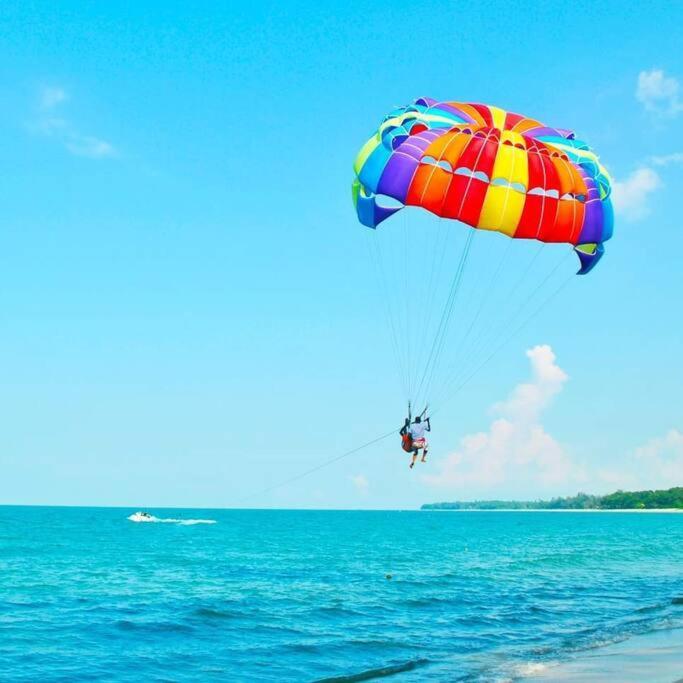 Lotus Desaru Beach Resort, 2 Bdrms, W/Splash Park Bandar Penawar المظهر الخارجي الصورة