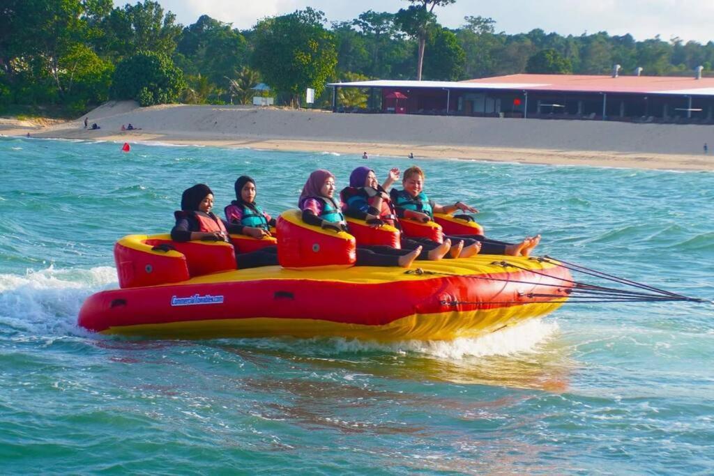 Lotus Desaru Beach Resort, 2 Bdrms, W/Splash Park Bandar Penawar المظهر الخارجي الصورة