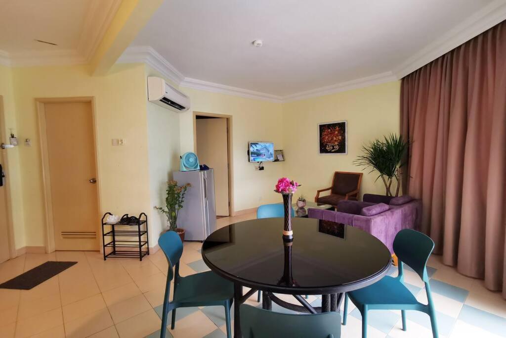 Lotus Desaru Beach Resort, 2 Bdrms, W/Splash Park Bandar Penawar المظهر الخارجي الصورة
