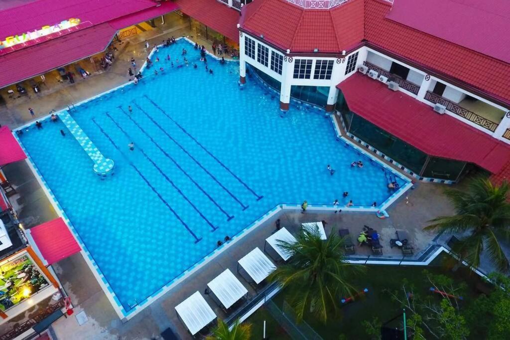 Lotus Desaru Beach Resort, 2 Bdrms, W/Splash Park Bandar Penawar المظهر الخارجي الصورة