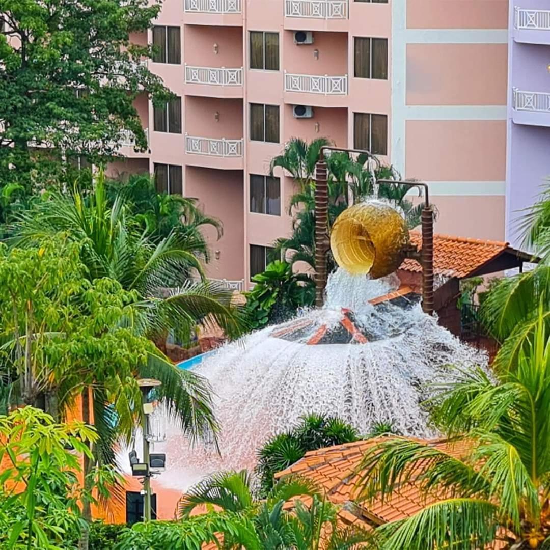 Lotus Desaru Beach Resort, 2 Bdrms, W/Splash Park Bandar Penawar المظهر الخارجي الصورة